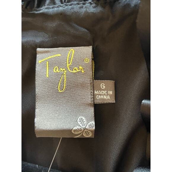 NWT Taylor Dress Black SATIN Pencil Evening Cocktail Size 6 - Picture 5 of 7
